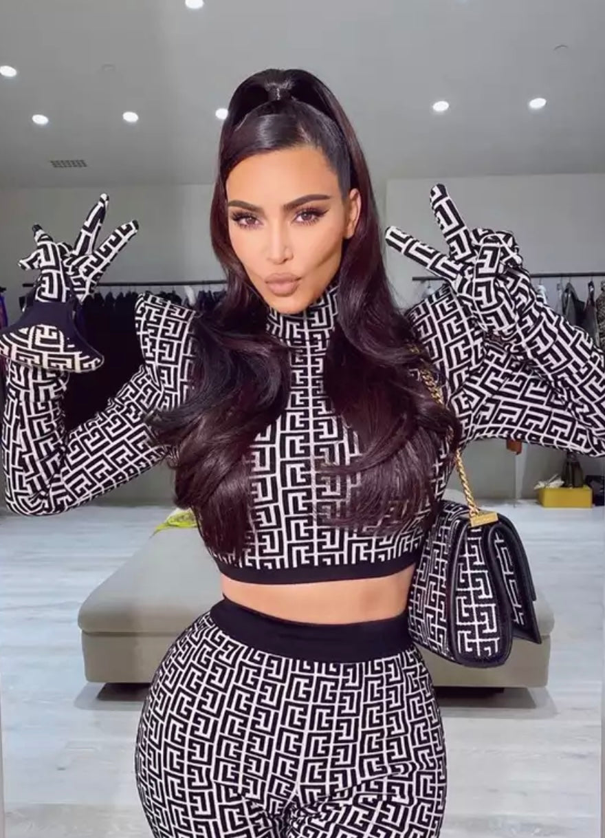 ๐๐จ๐ฎ๐ฅ๐๐ฏ๐๐ซ๐ ๐๐ฒ ๐ -   ๐๐ฅ๐จ๐