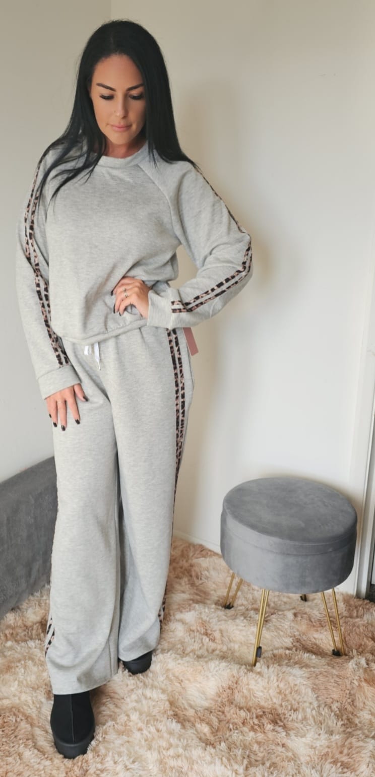 "Lush Leopards" Lounge Set