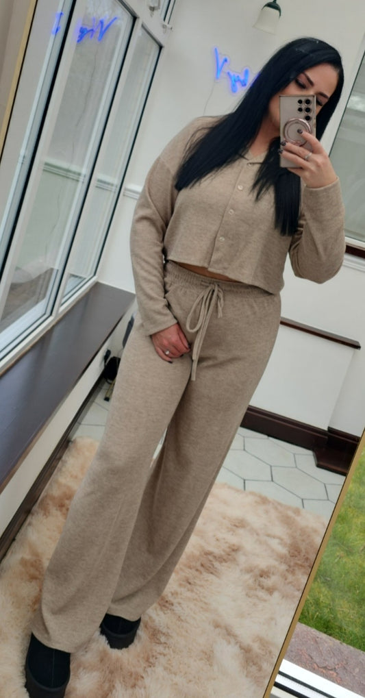 "Insta gal" crop lounge set