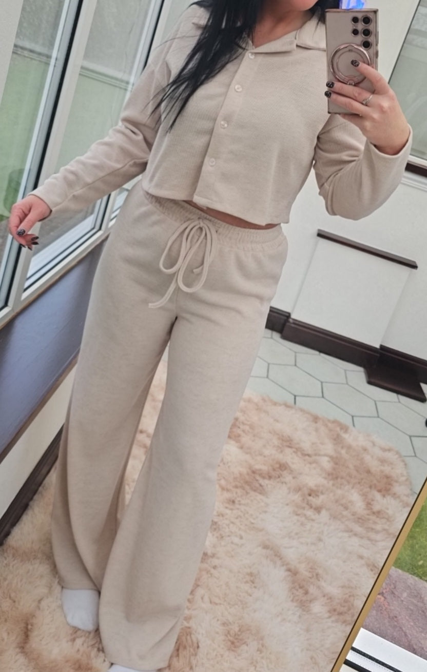 "Insta gal" crop lounge set